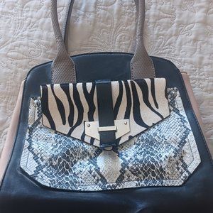 Guess bag